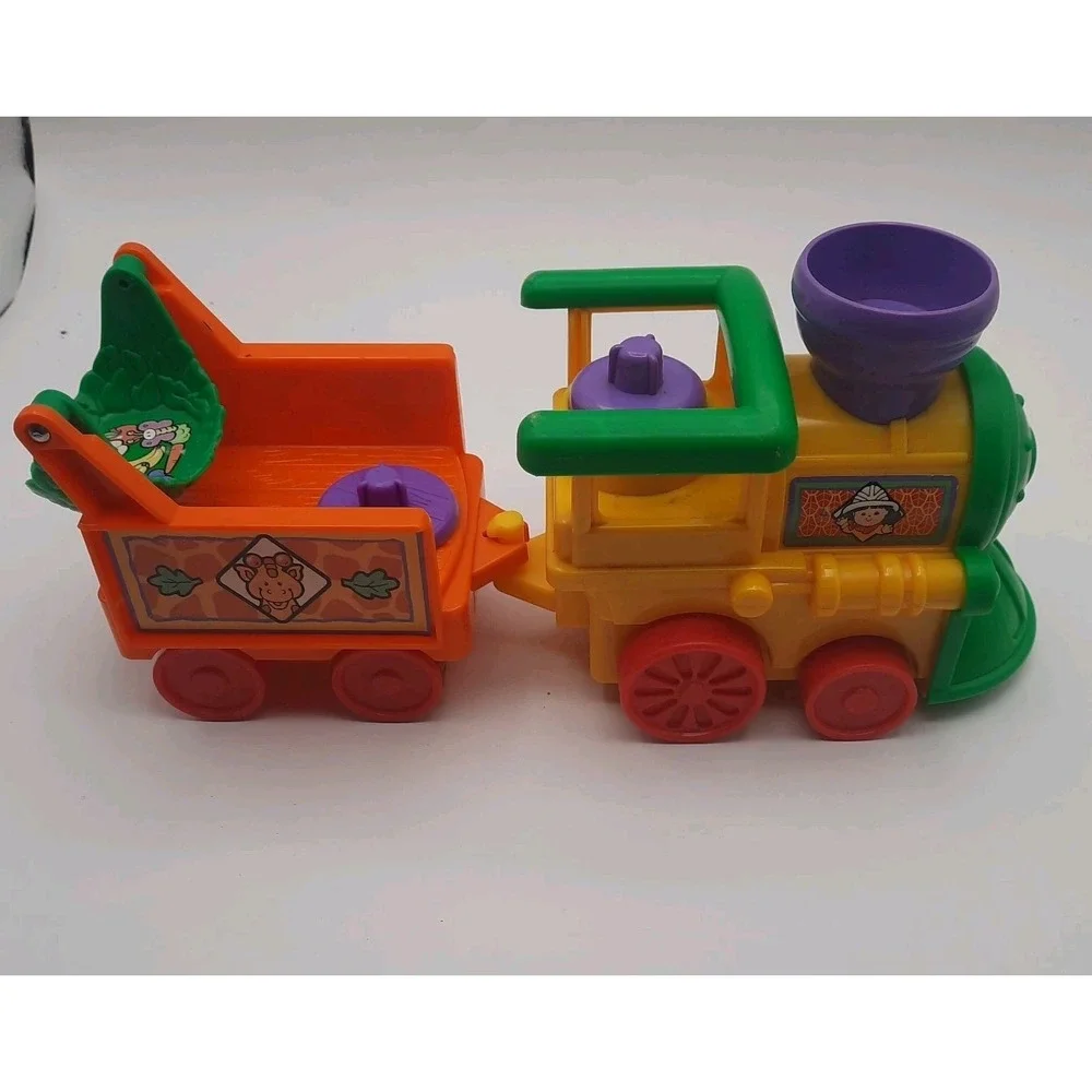 2001 Fisher-Price Little People Petting Zoo Train Works
